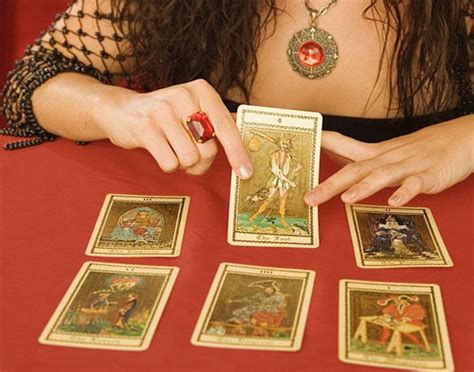 Unlocking Your Destiny: A Psychic Reading with Tarot Cards and the Witch of the Black Rose
